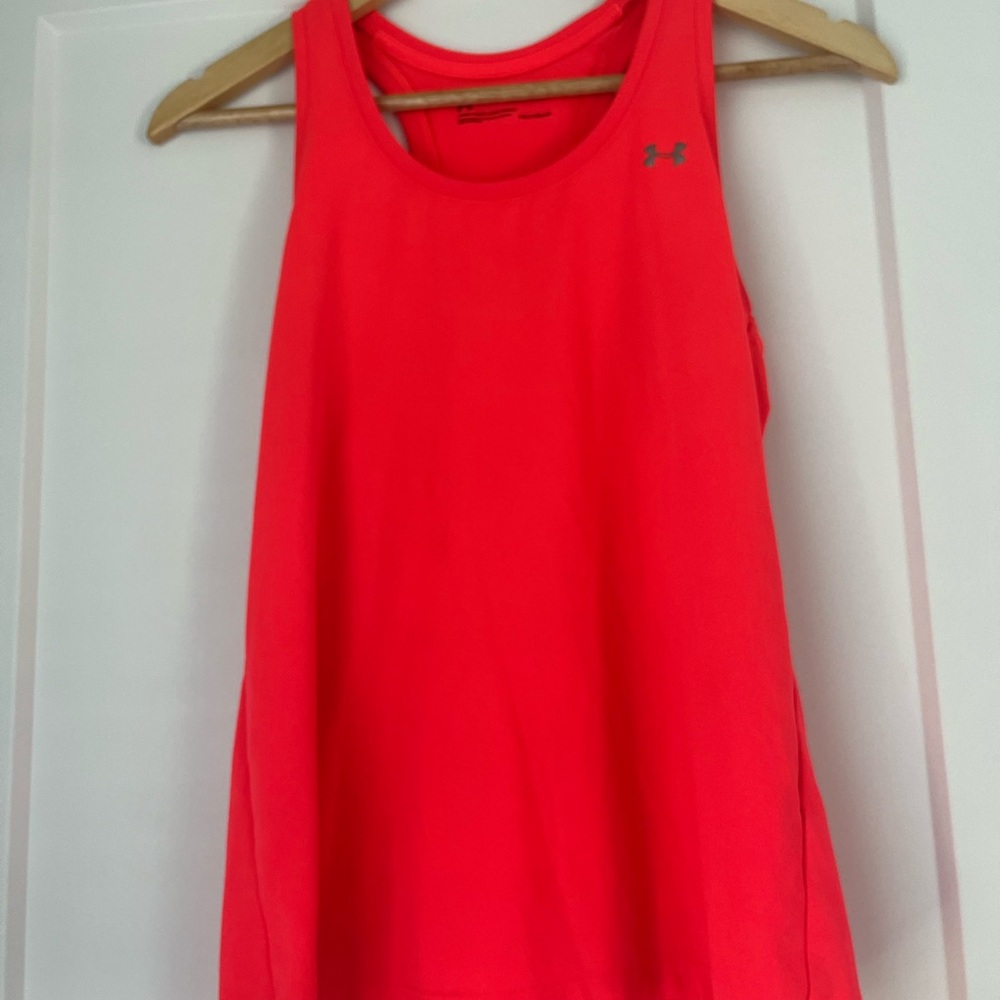 EUC Under Armour Coral Pink Relaxed Tank Top,‎ XS